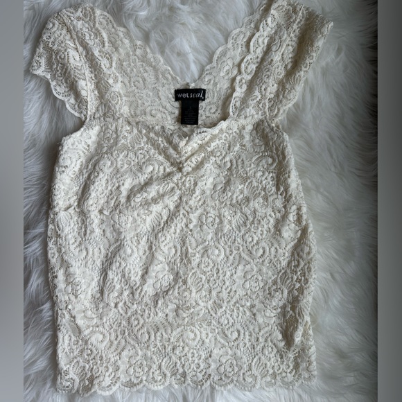 Wet Seal Tops - Wet Seal Women’s Lace Cream Top